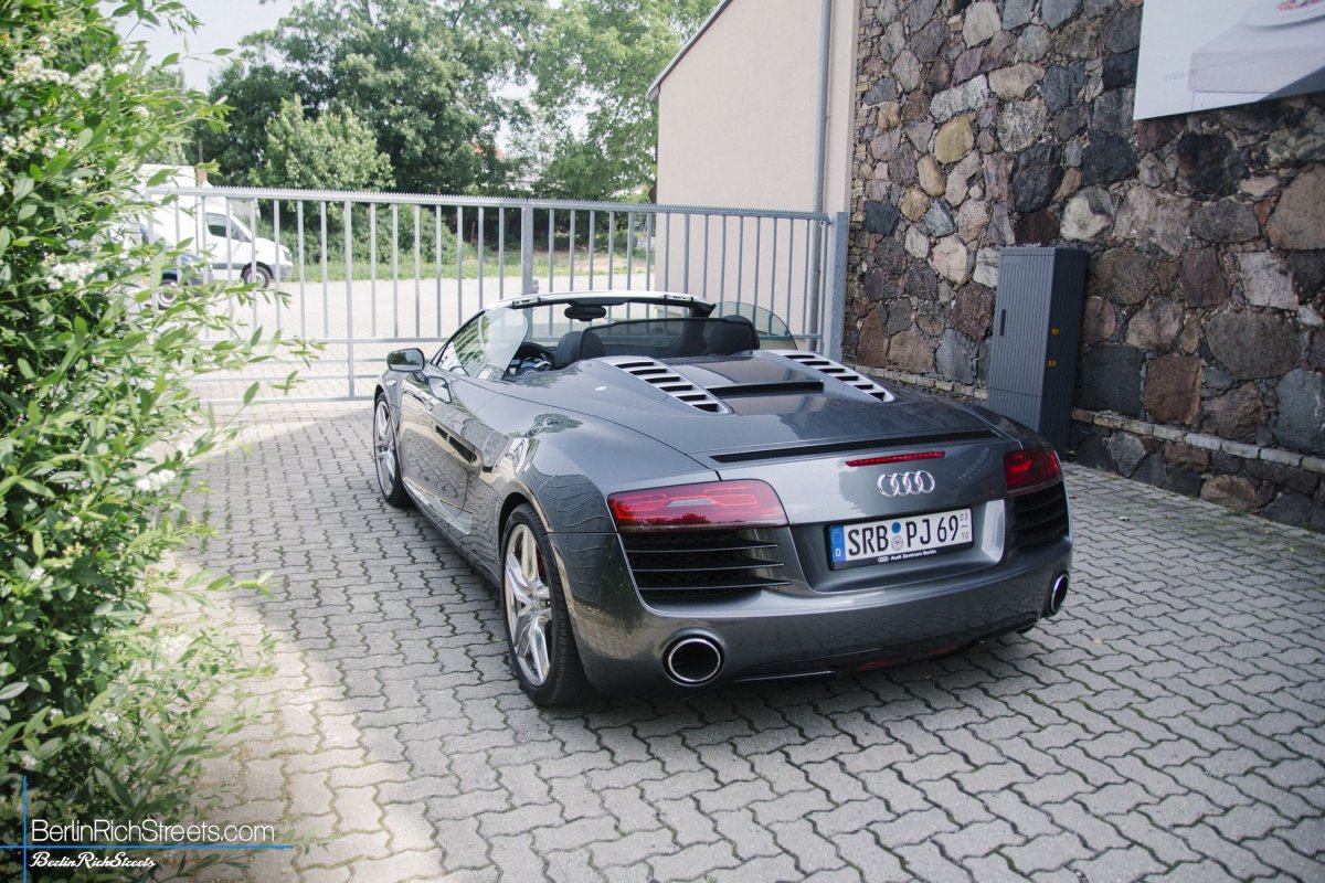 Audi R8 4.2 Spyder (2013) spotted in Strausberg — BerlinRichStreets